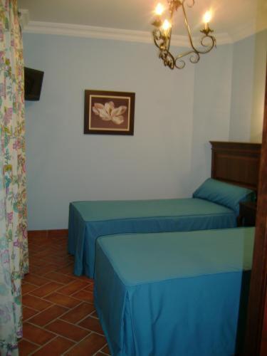 Santa Cruz Hotel ลอสปาลาซิโอส อี บีญาฟรังกา ภายนอก รูปภาพ